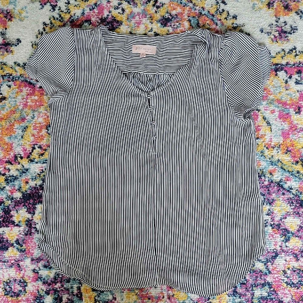 Philosophy Black and White Fitted Puff Sleeve Blouse